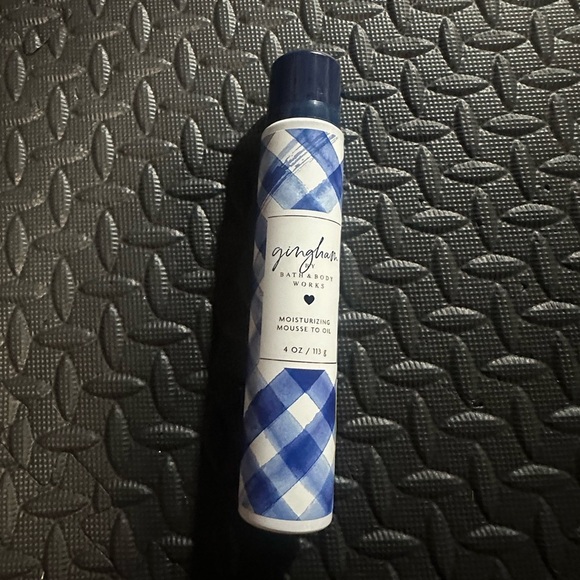 Bath & Body Works Gingham Moisturizing Mousse to Oil NEW RARE! - Picture 1 of 3